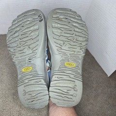 KEEN Whisper Blue Closed Toe Hiking Sandals Drawstring Closure YOUTH Size 3