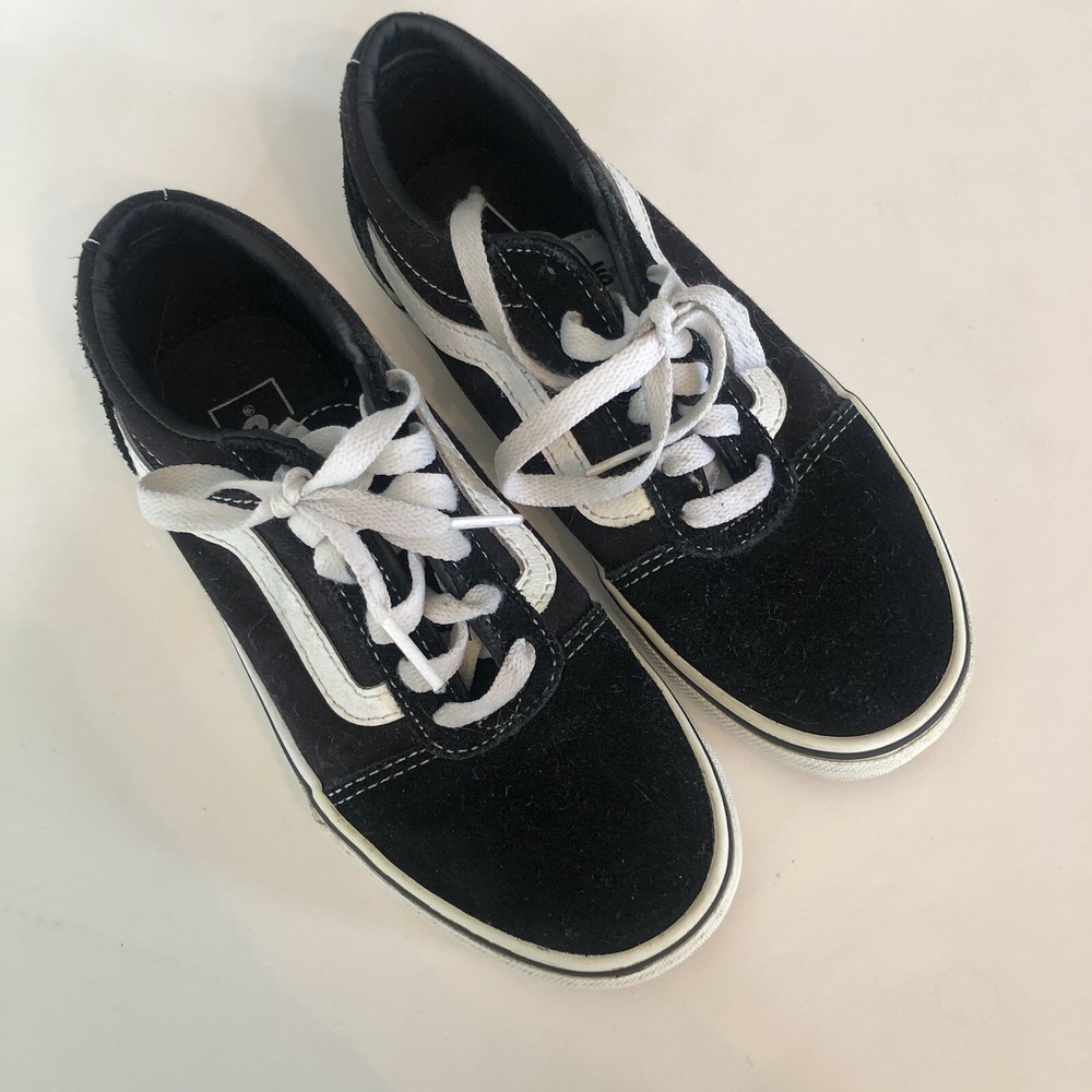 Vans Old Skool Black White Low Canvas Classic Skate Shoe Size Youth 2 US Kids