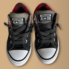 Junior Kids Converse with Flannel Lining Chuck Taylor All Star Low Top Size 12