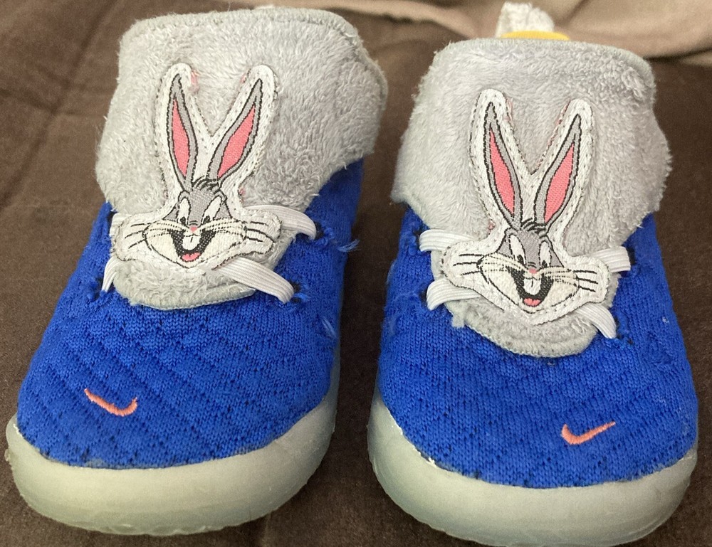 Nike LeBron Bugs Bunny Tune Squad Space Jam Toddler Shoes. Size 7. Blue/ Yellow