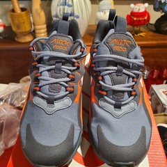 Nike Air Max 270 React „Total Orange“ BQ0103 006 Youth Size 4Y- NEW IN BOX