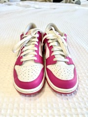Size 6.5Y – LASER FUCHSIA PINK Nike Dunk Low GS FB9109-102