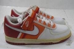 Nike Sneaker White, Red & orange Accents 314675-811 YOUTH SIZE 5