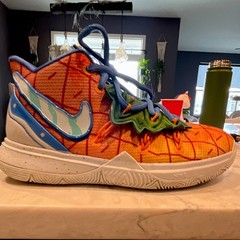 Nike Kyrie 5 SpongeBob Pineapple Under The Sea Kids Basketball Shoes US 4