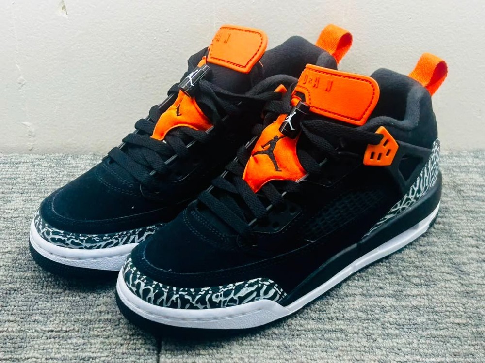 Jordan Spizike Low GS Halloween Black Starfish FQ3950-008 5.5Y – 173997