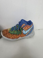 Nike Kyrie 5 x SpongeBob SquarePants Mid Pineapple House Size 11c