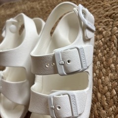 Birkenstock Arizona White Sandals with Back Strap Size 27