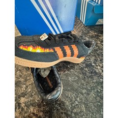 Adidas Minecraft Samba Fire Black Orange Yellow Pixel Sneakers Kids GZ2005 Sz 3