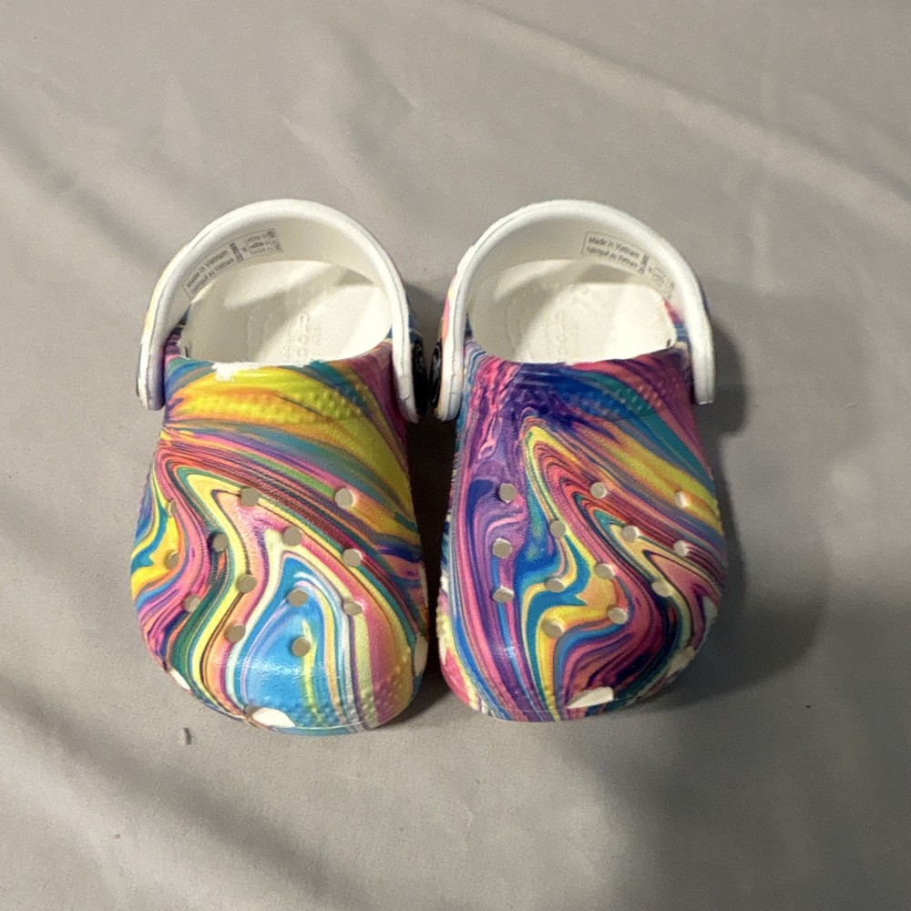 Crocs Classic Clog Unisex Kids US 4 Multicolor Swirl Slip-On Adjustable Strap