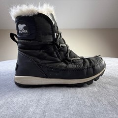 Sorel Whitney Short Lace Black Waterproof Snow Boots Kids Size 3 NY1897-011