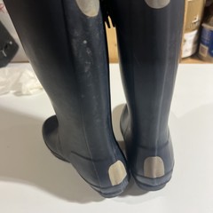 Hunter Original Kids Rain Boots us 3 used and has some wear