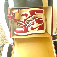 Jordan Air Jordan 1 Retro High OG GS Red/White Leather High Top Sneaker 6Y