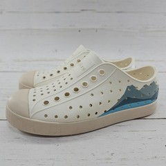 Native Jefferson Mountain Kids C12 Bone Tan Beige Slip On Waterproof Sneakers