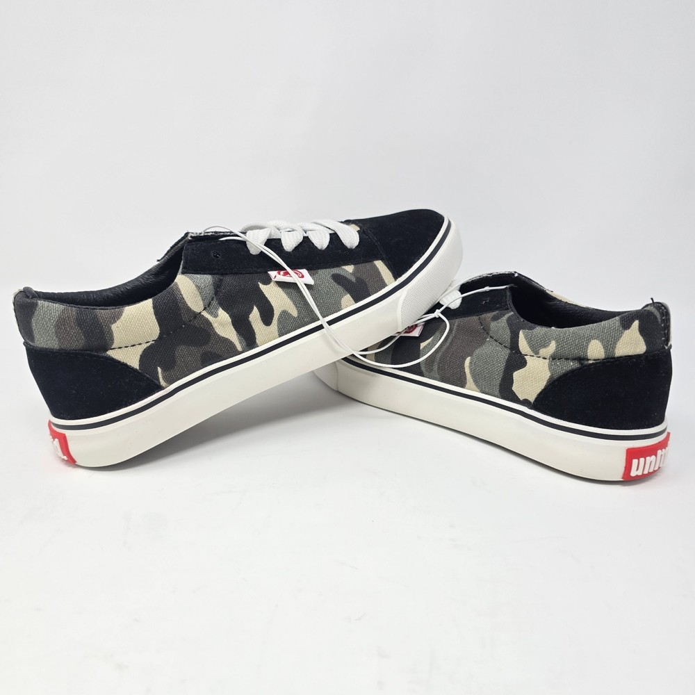 Mark Ecko Unltd Sneakers Youth Size 5 Lace Up Camo Print/Black Suede