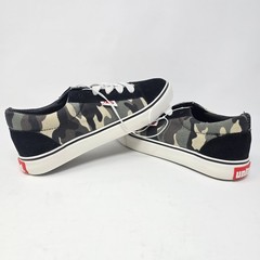 Mark Ecko Unltd Sneakers Youth Size 5 Lace Up Camo Print/Black Suede
