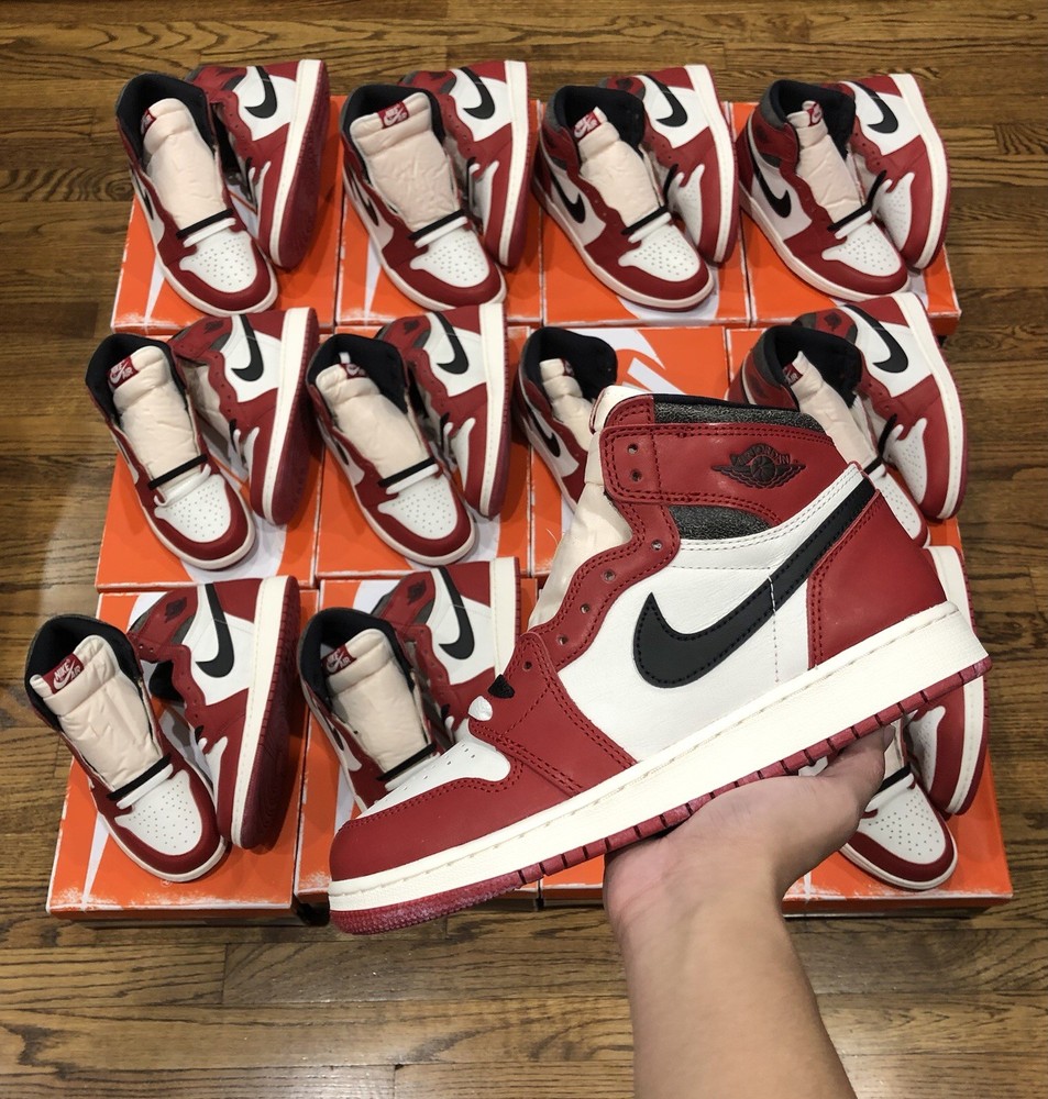 Size 6.5y – Jordan 1 High Lost and Found