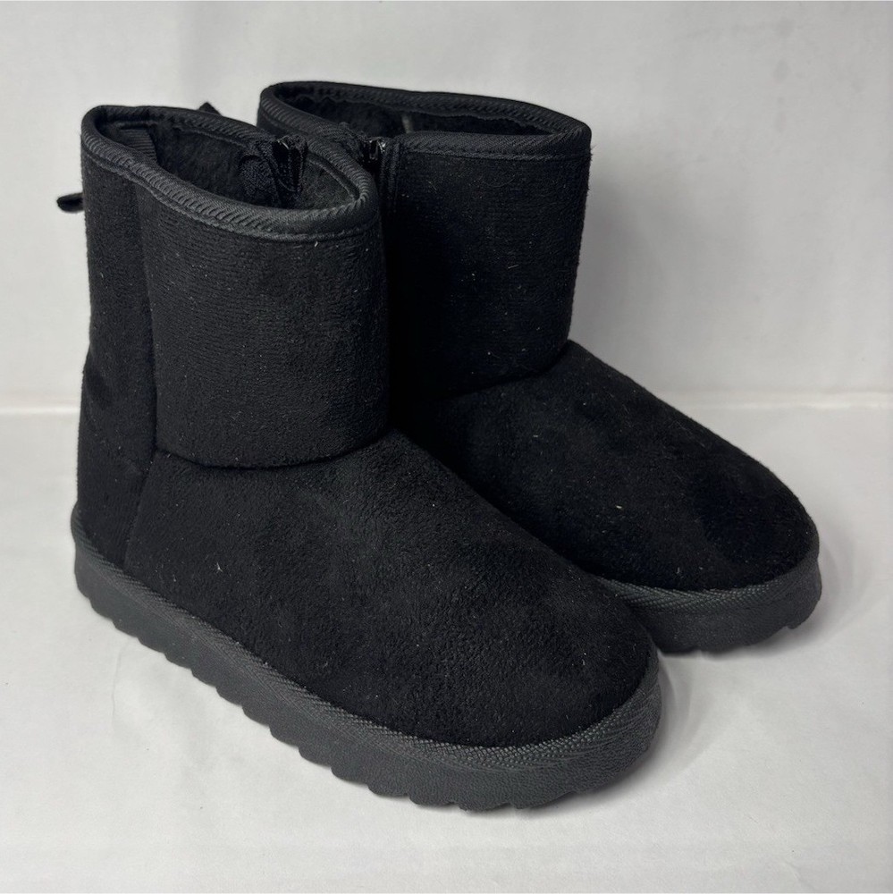 Kidgets Black Faux Fur Lined Zip Ankle Boots Unisex Kids 9/10 No wear or marks