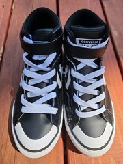 Converse Pro Blaze Strap Hi Top Youth Size 3.5 Black White Comfort Cushion…