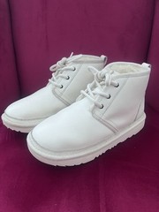 White UGG Neumel II Chukka Boot – Little Kid / Big Kid Size 3