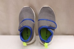 Carter’s Lorena Kid’s Eco Friendly Machine Washable Easy On/Off Sneaker, Size 5