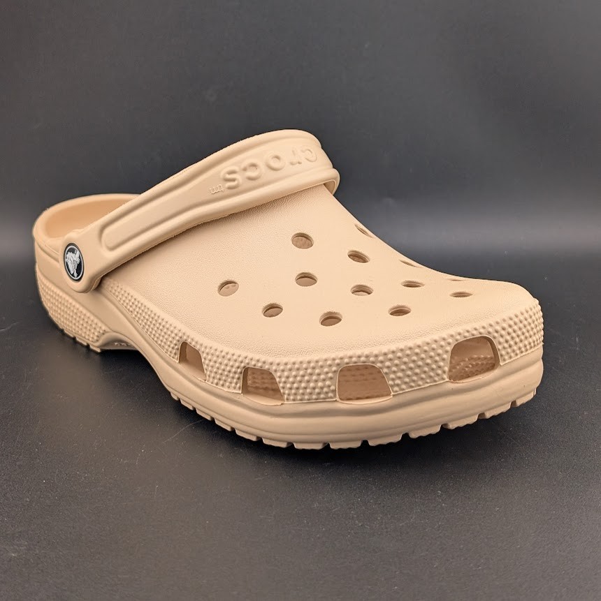 NWT/B, Crocs, Solid Shitake Tan~Unisex Big Kids-Size J6 Also Fits Women’s 7.5