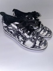 HEELYS Wheeled Shoes | Youth Size 1 | Charcoal – Grey – Camo | Pre-Owned