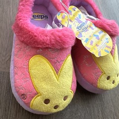 PEEPS Brand Plush Pink Slippers Size 9/10 NWT Easter!! Kids Size