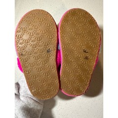UGG Kids Fluff Yeah Slide Rainbow Pink Blue Yellow Toddler Size 9C