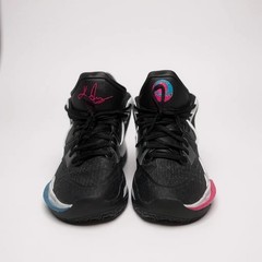 Nike Kyrie Infinity 8.5Y (Women’s 10 / Men’s 8.5) Basketball Shoes