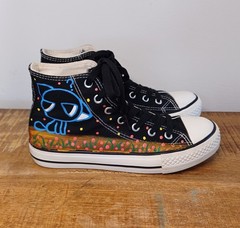 Niuniu Hand Painted Cats Canvas High Top Sneakers Kids EU 36, US 4 Guangzhou