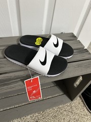 Nike Kawa Slides In White And Black Childrens Size 13 NWT