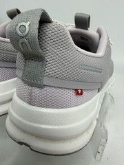 Size 6.5 – On Cloud Sky Lavender Youth Running Shoes 3YD11443262 Worn 1X EXC!