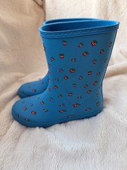 $75 Hunter Kids First Classic Rain Boot Blue & Cherry Print UK2/US3/EU34