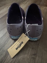 Native Jefferson Block Kids Size 13 Purple Shoes