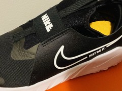 Nike Flex Runner 2 – Black/White – Little Kids Sizing – (PS)