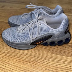 Nike Air Max DN Wolf Grey Hyper Royal Sneakers Size 6y