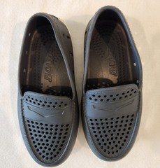 Floafers Prodigy Driver Kids Size 11 Gray Black Laser Cut Casual Slip-On Loafers