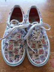 Vans Where’s Waldo Limited Edition Kids 2.5 Shoes