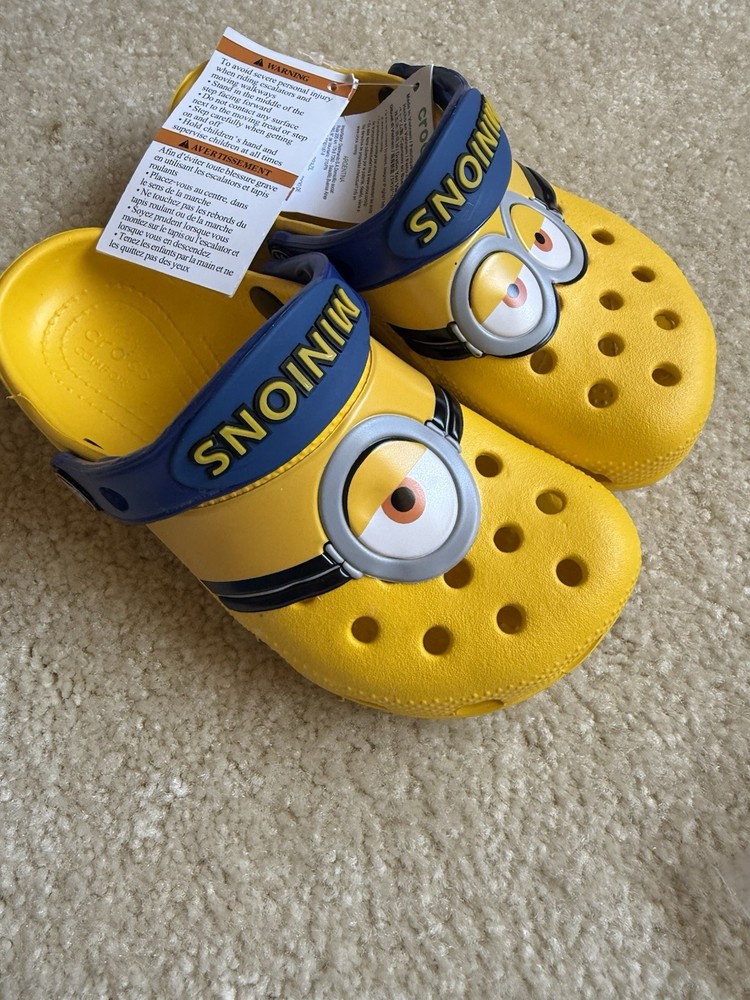 Crocs Classic Clog Despicable Me Minions Fun Lab AM Minions Big Kids Size С12