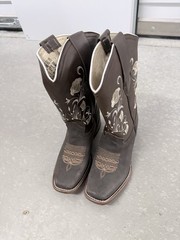 Boots For Kids Size 3