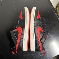 Nike Court Borough Low 2 Pre-School Kids (Size 3Y) Black/Red (BQ5451 007)
