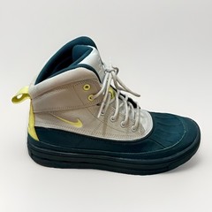 Nike Woodside 2 High ACG Boots Model 524872-302 Hunter Green/Ivory Size 5Y