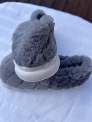 Childrens Gray Slippers Size 2 Plushy Comfortable