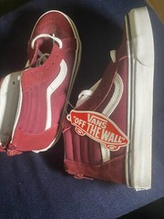 Vans Off The Wall Shoe Maroon & White High Top Skater Kids Size 2.5