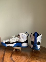 4.5 YTH Jordan Jumpman Two Trey sneakers in white, black and royal blue colorway