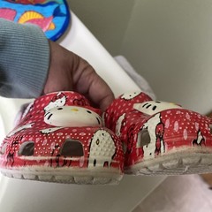 Crocs Kids‘ Hello Kitty 50th Anniversary Classic Clog Size C 10