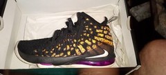 Lebron XVII (GS) Black/White/Eggplant/Amarillo Sneakers 5.5y(US) BQ5594 004