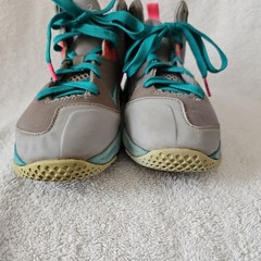 2012 Nike Lebron 9 IX PS South Beach Childrens Sneakers Size 2Y Youth 472665-006