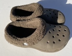 Crocs Youth Brown Classic Clogs Size J1 J3 Child Junior Fuzzy Lined Dual Comfort