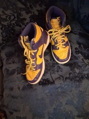 Nike Dunk High Lakers Varsity Maize Court Purple DZ4454-500 Kids Size 4Y